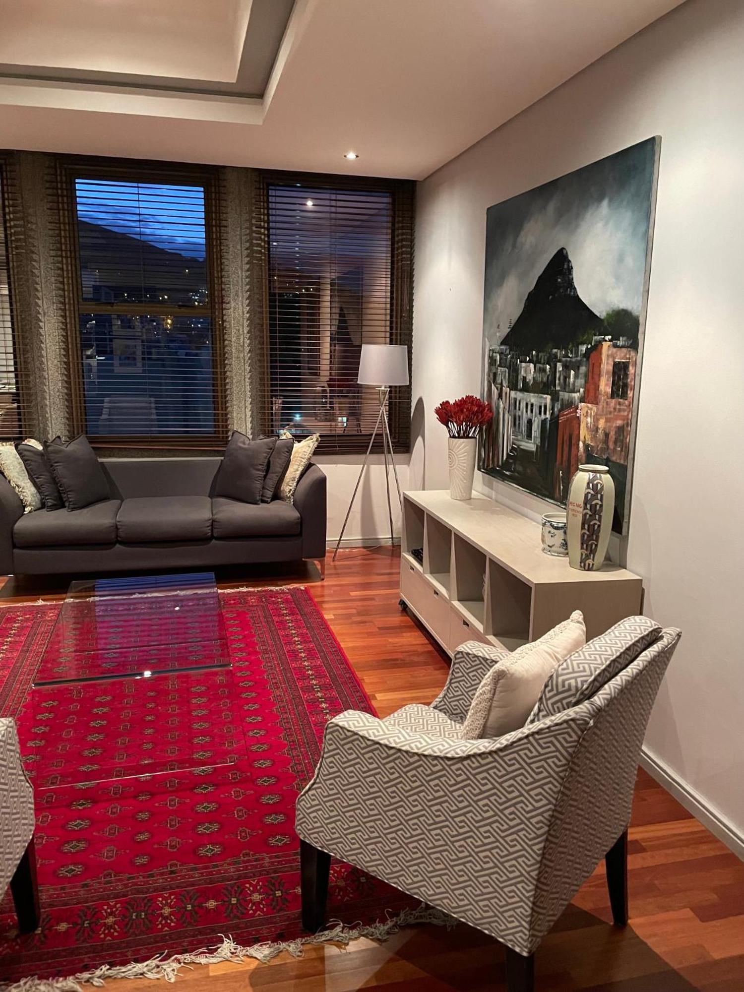 Cartwrights Apartment *